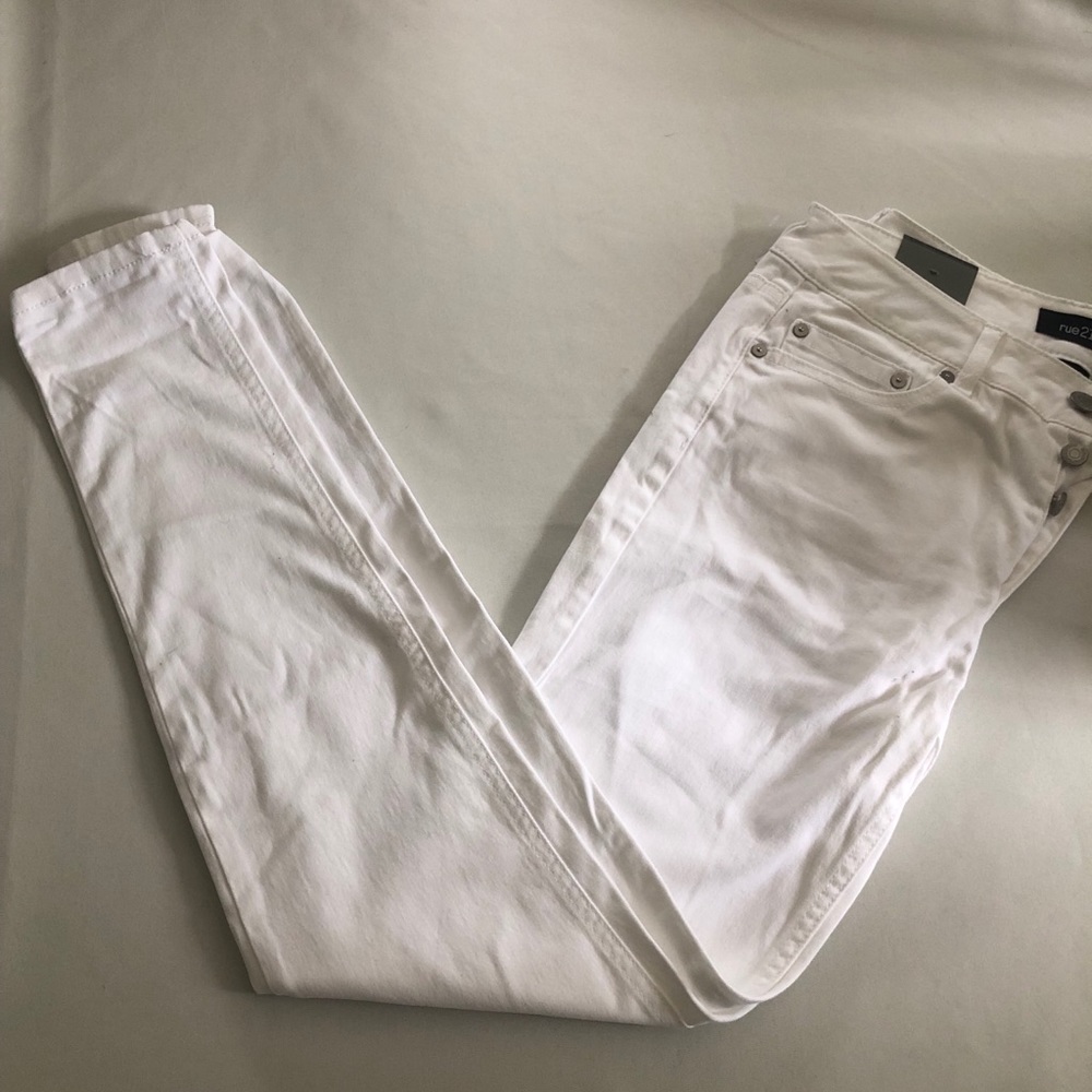 White Skinny Jeans